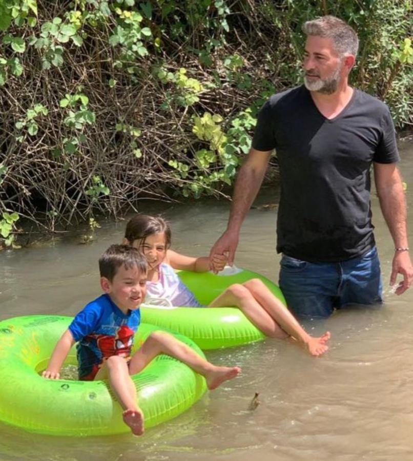 צימר יערת הדבש Hagoshrim ภายนอก รูปภาพ